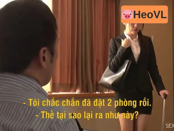 sex au Ở chung phòng với anh trưởng phòng đáng ghét